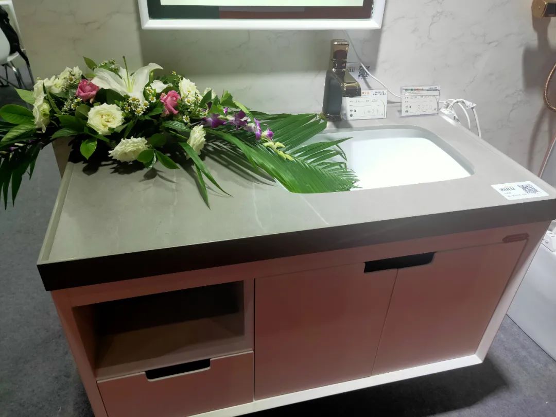 高定風口下，巖板是否會成為瓷磚行業進軍定制家居產業的“殺手锏”？(圖11)